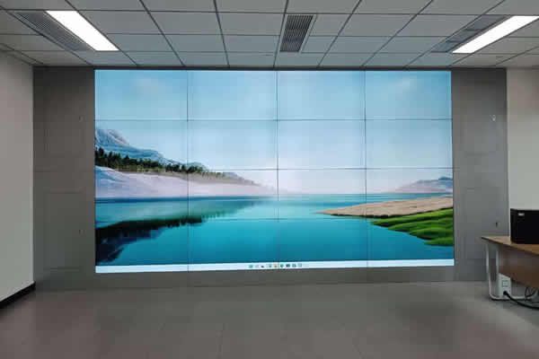一塊55寸液晶拼接屏大概多少錢？